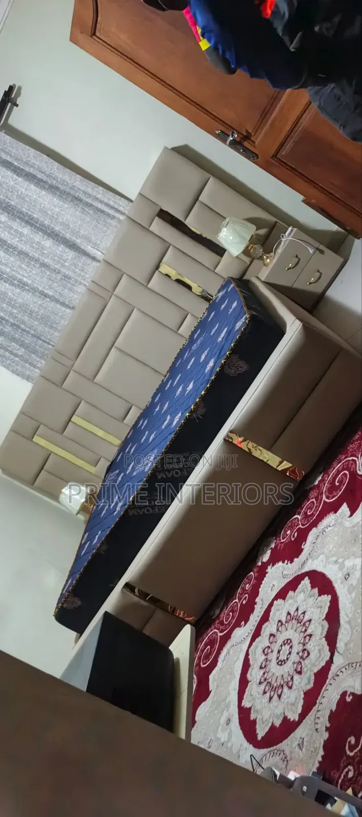 6*6 King Size Bed With Its 2 Drawers