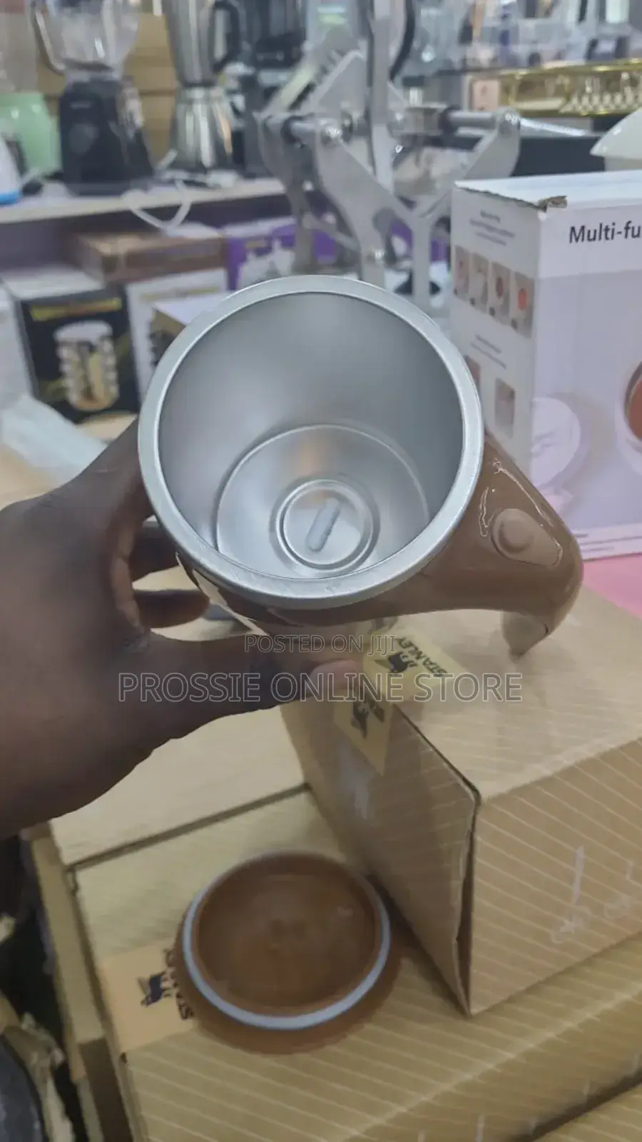 Magnetized Stirring Cup