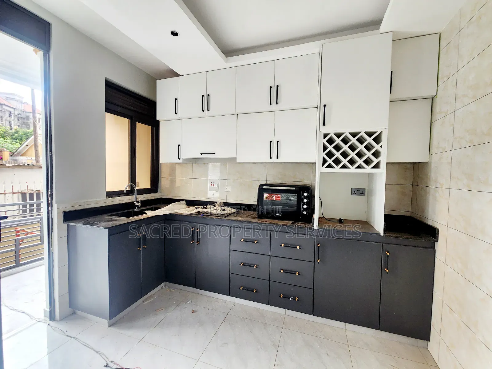 3bdrm Apartment in Kyanja Kisaa, Kira for rent