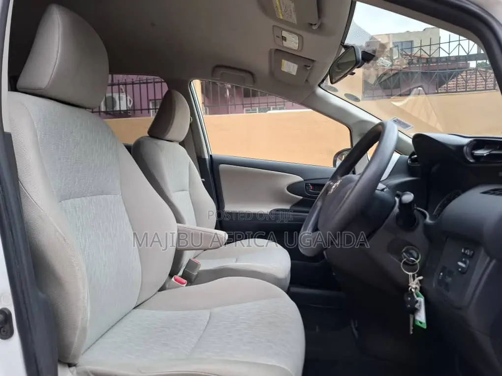 Toyota Wish 2010 White