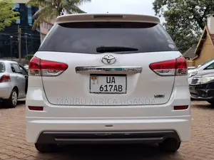 Toyota Wish 2010 White