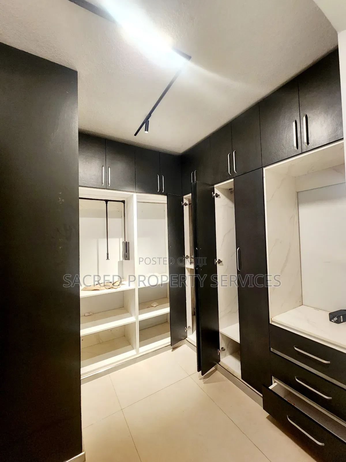 3bdrm Apartment in Kyanja Kisaasi Road, Kawempe for rent