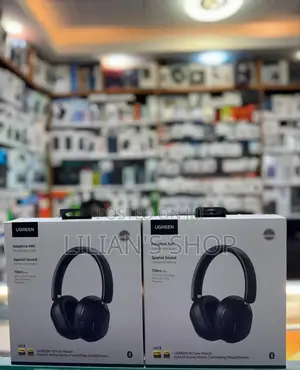 Ugreen Hitune Max5c Hybrid Active Noise-Cancelling Headphones.