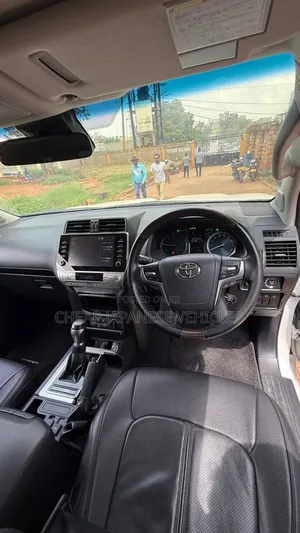 Toyota Land Cruiser Prado 2.8 2021 White
