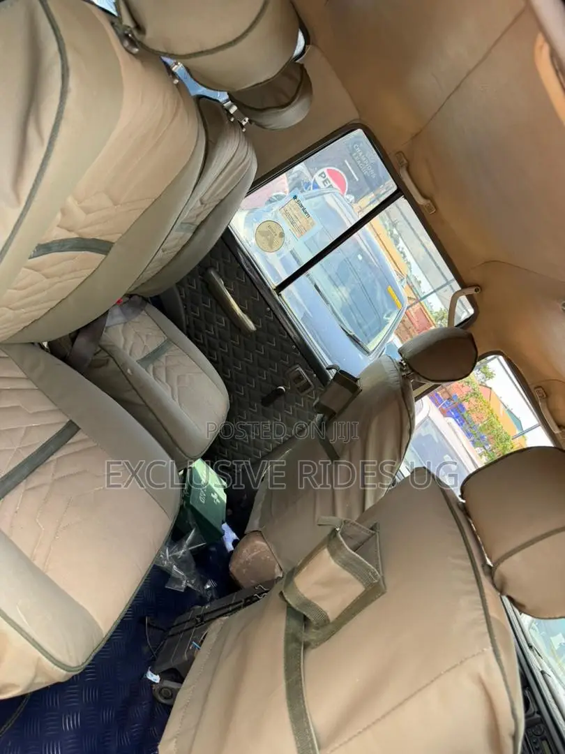 Toyota Land Cruiser Prado 1998 Black