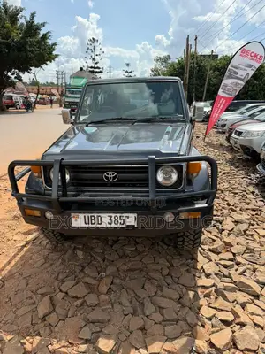 Toyota Land Cruiser Prado 1998 Black