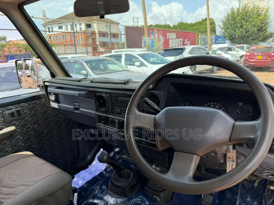 Toyota Land Cruiser Prado 1998 Black