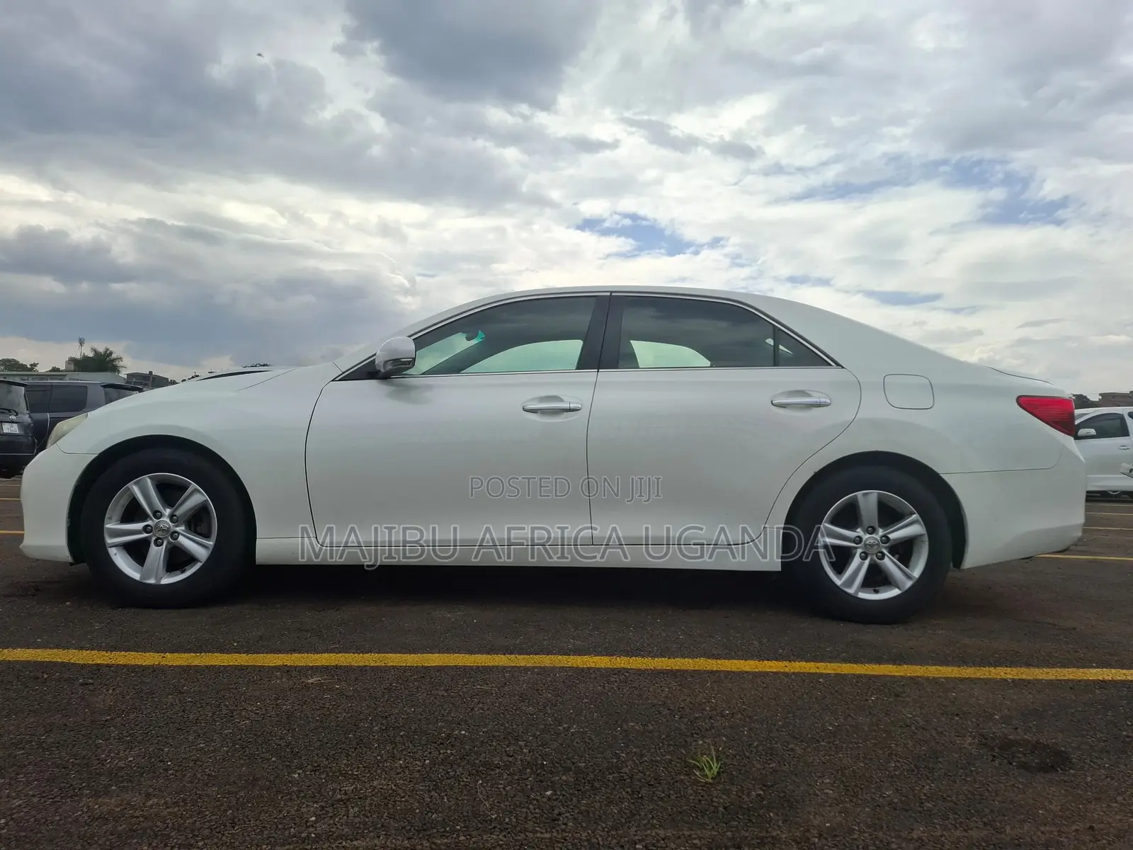 Toyota Mark X 2010 White