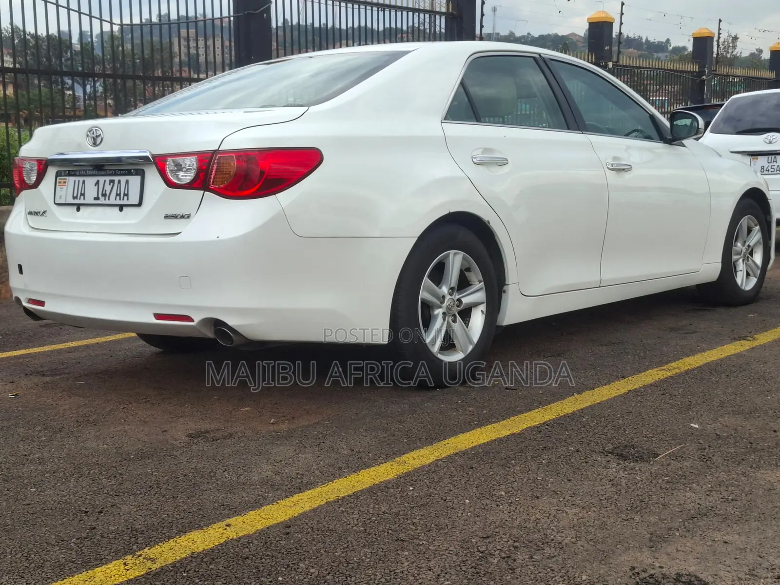 Toyota Mark X 2010 White