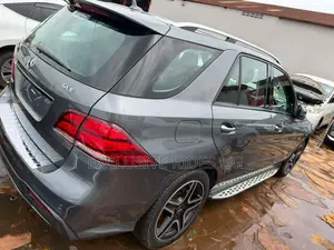 Mercedes-Benz GLE-Class 2019 Black
