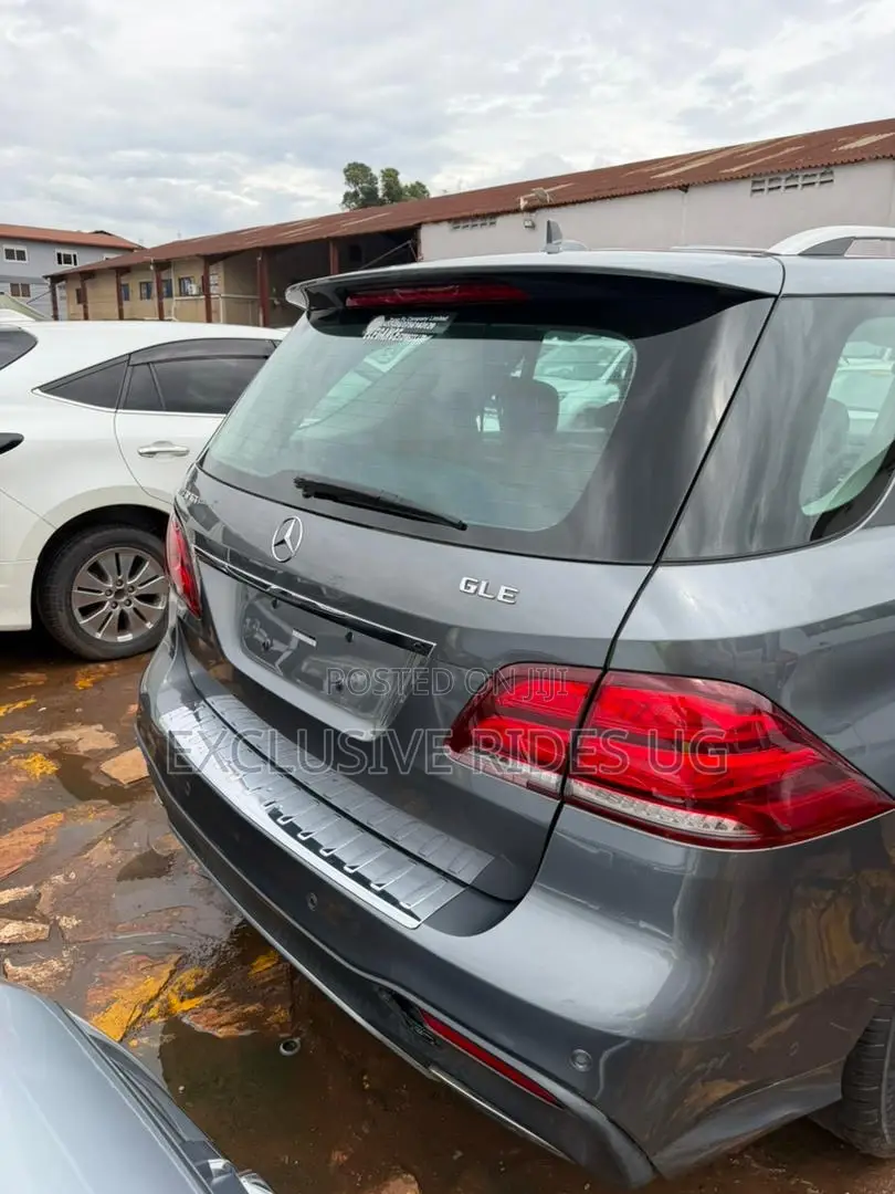 Mercedes-Benz GLE-Class 2019 Black