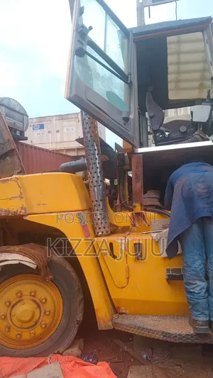 Heavy Machinery Machanic