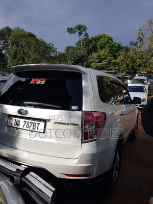 Subaru Forester 2.5X 2010 White