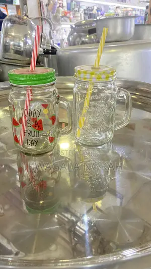 Mason Juice Glass Jars With Lids and Straws