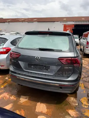 Volkswagen Tiguan 2019 Gray