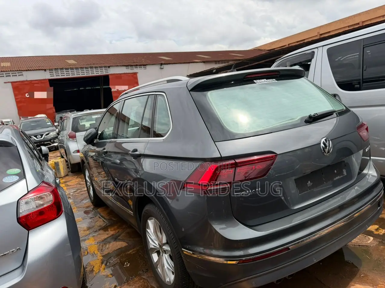 Volkswagen Tiguan 2019 Gray