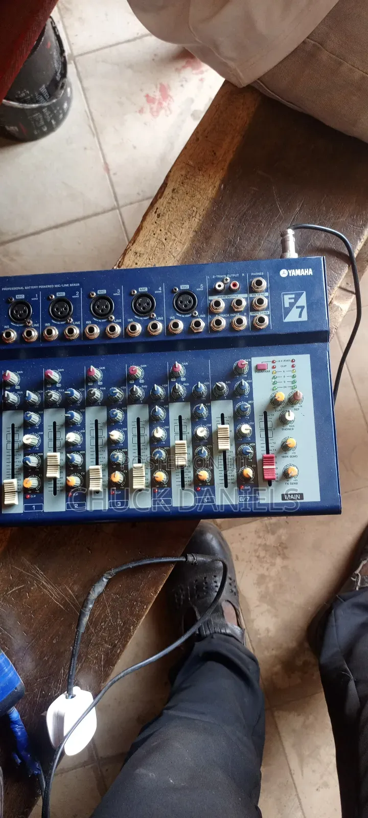 Yamaha F7 Mixer