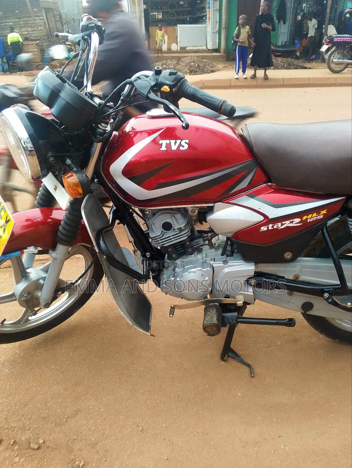 TVS HLX 125 2023 Red