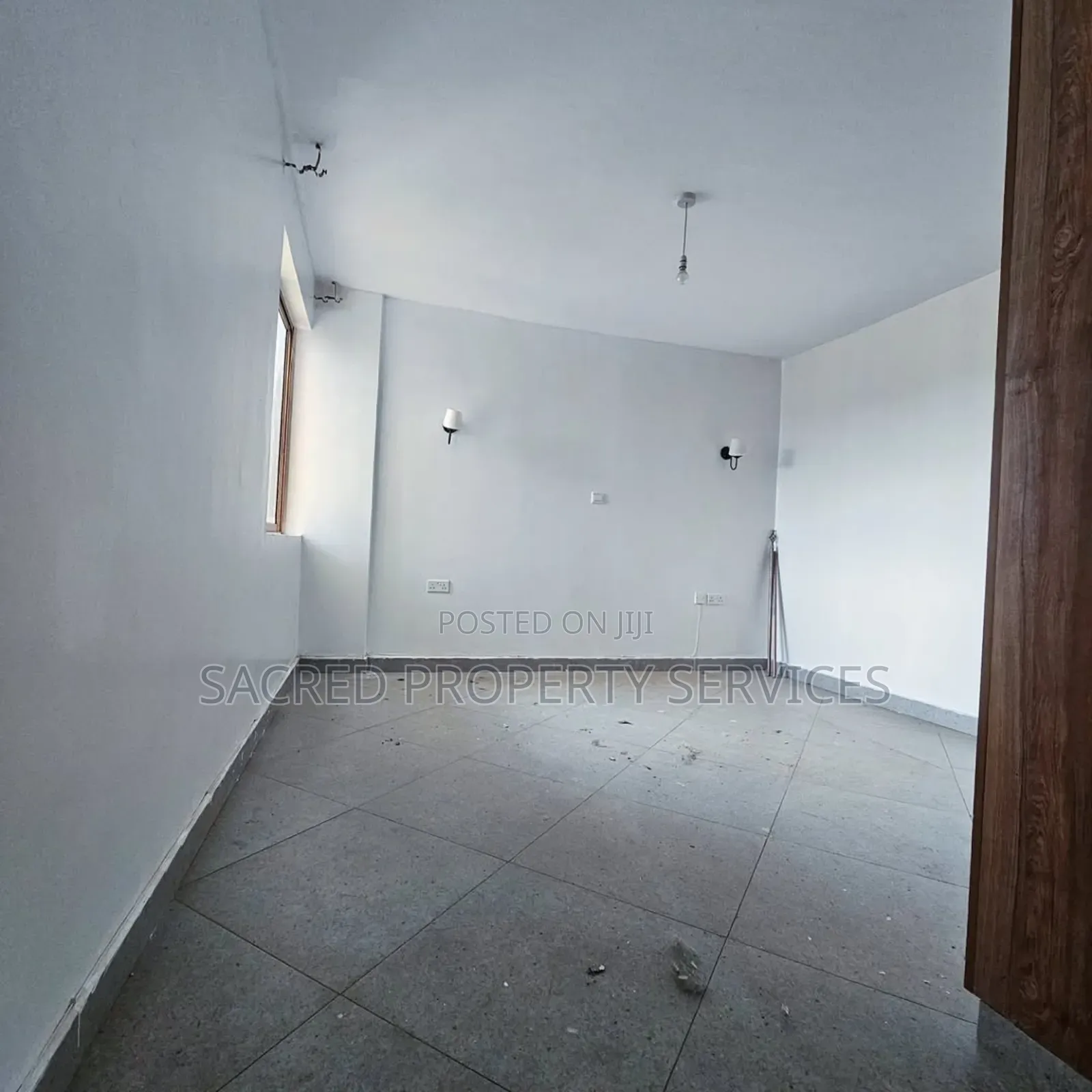 3bdrm Apartment in Kisaasi Kyanja, Kawempe for rent