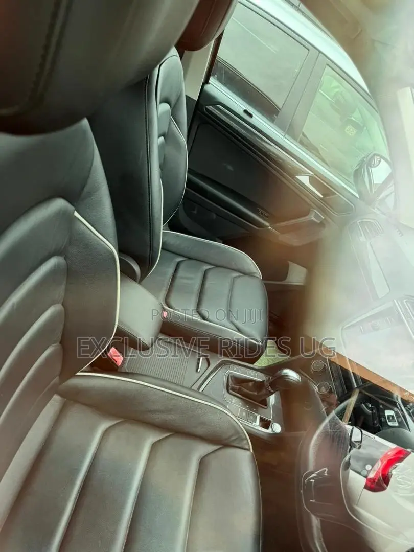 Volkswagen Tiguan 2019 Gray