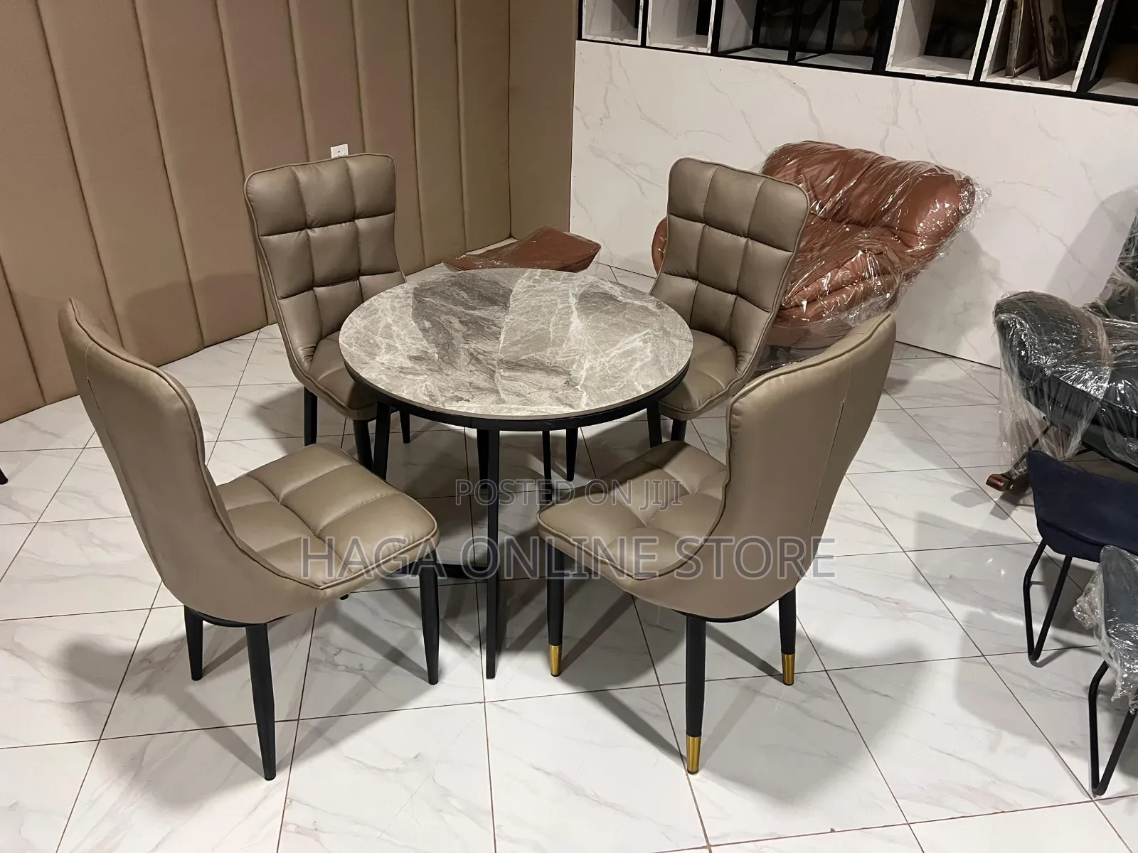 4 Seaters Marble Dining Table