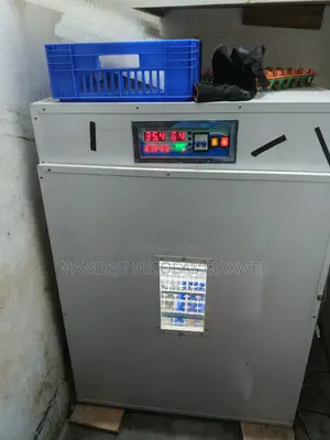 Egg Incubator With A Free Back Up Generator