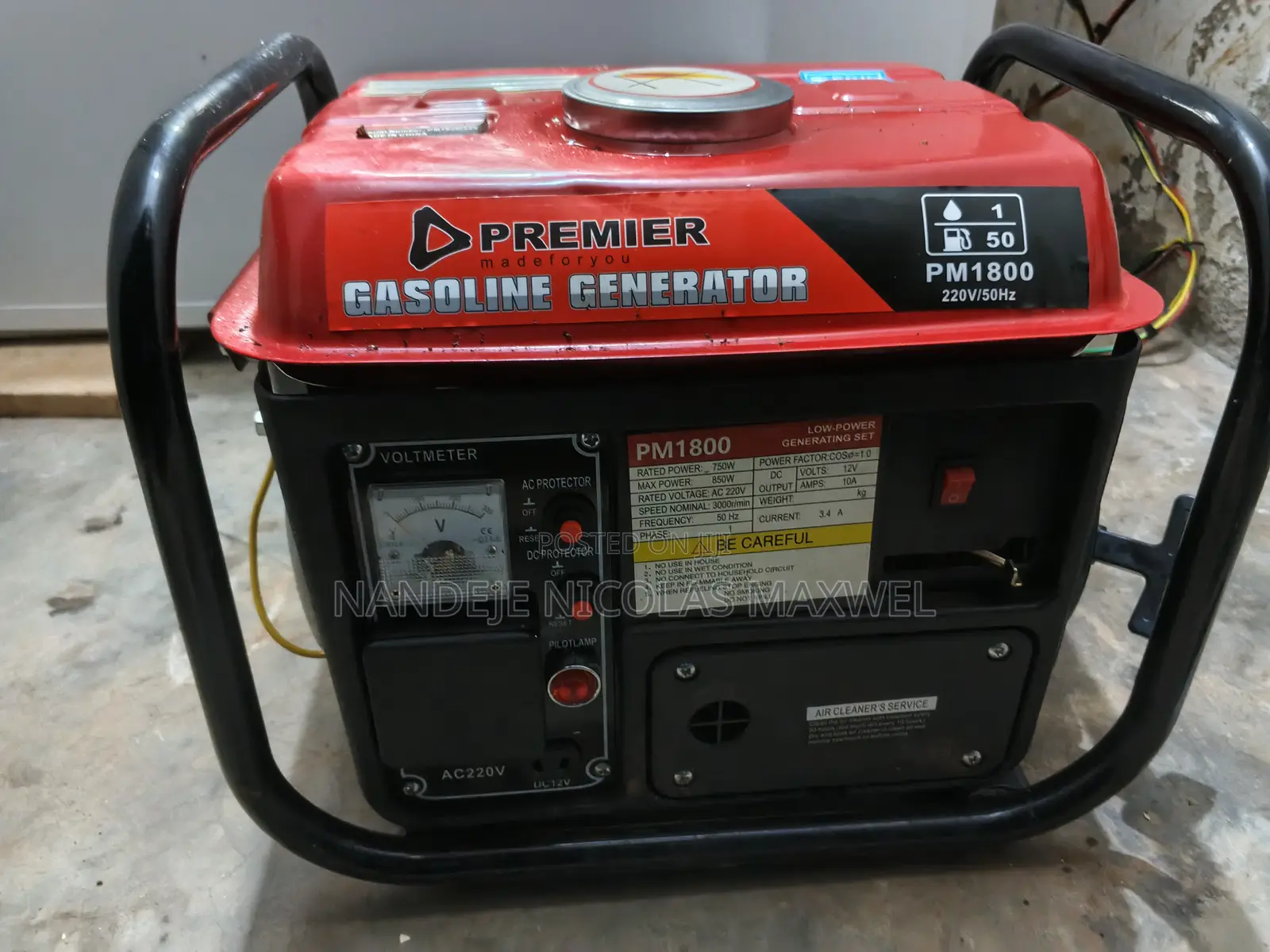 Egg Incubator With A Free Back Up Generator