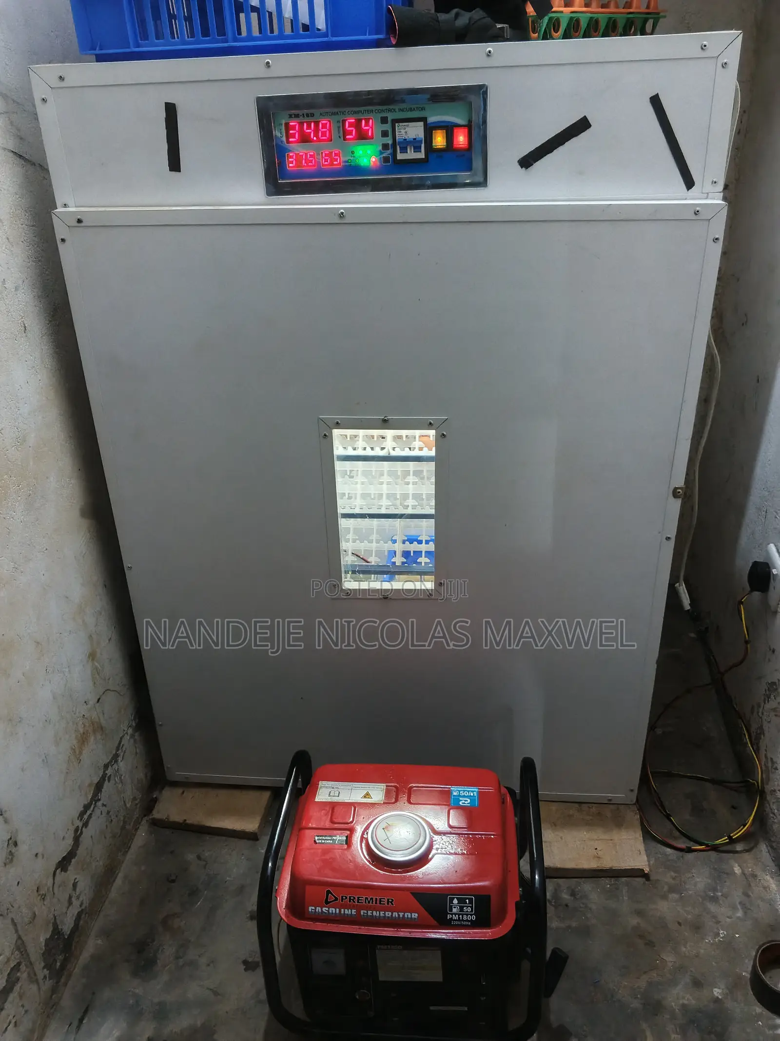 Egg Incubator With A Free Back Up Generator