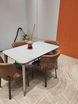 Dinning Table 4 Seaters