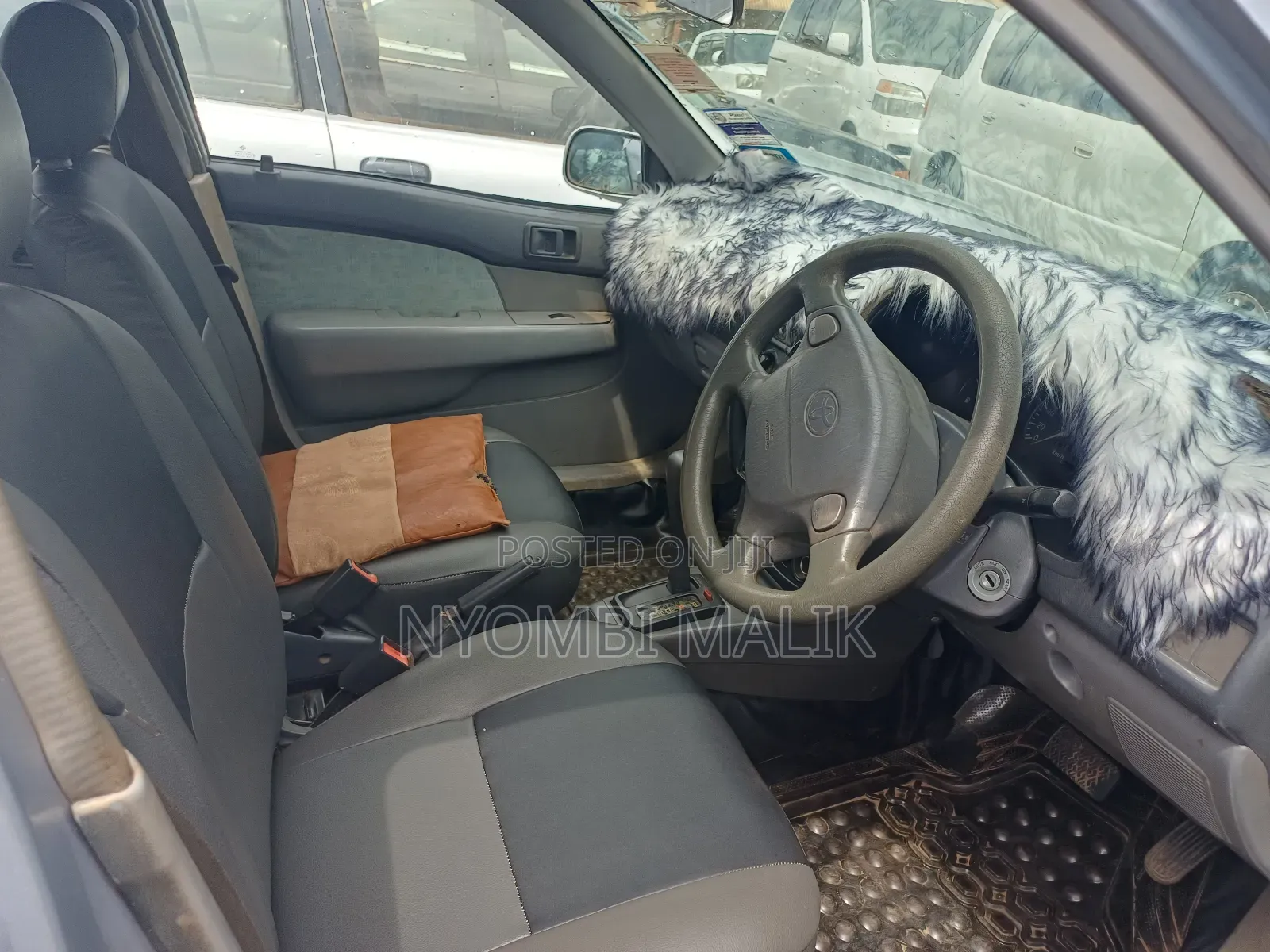 Toyota Starlet 1999 Silver