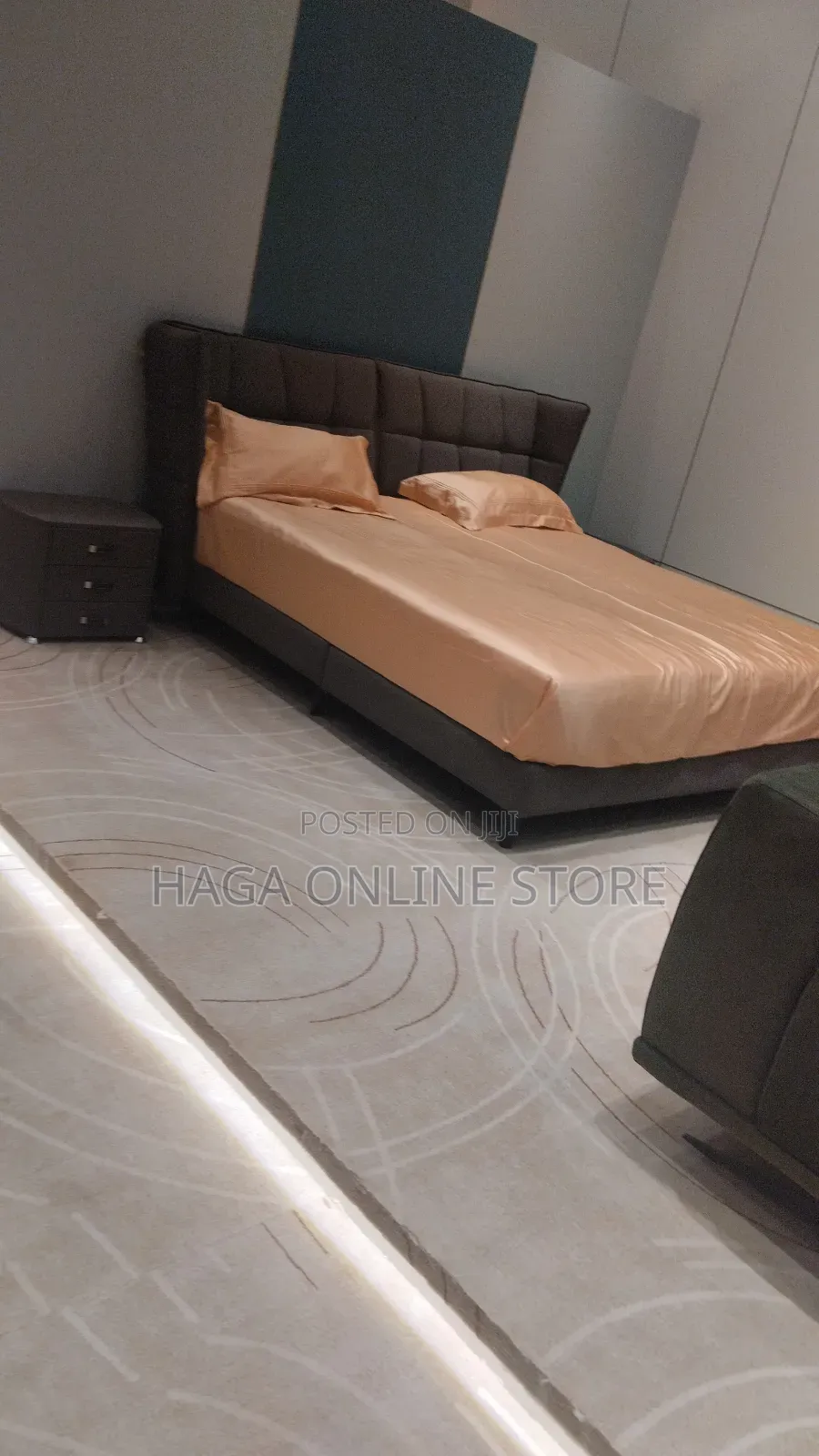 King Size Bed 1.8*200