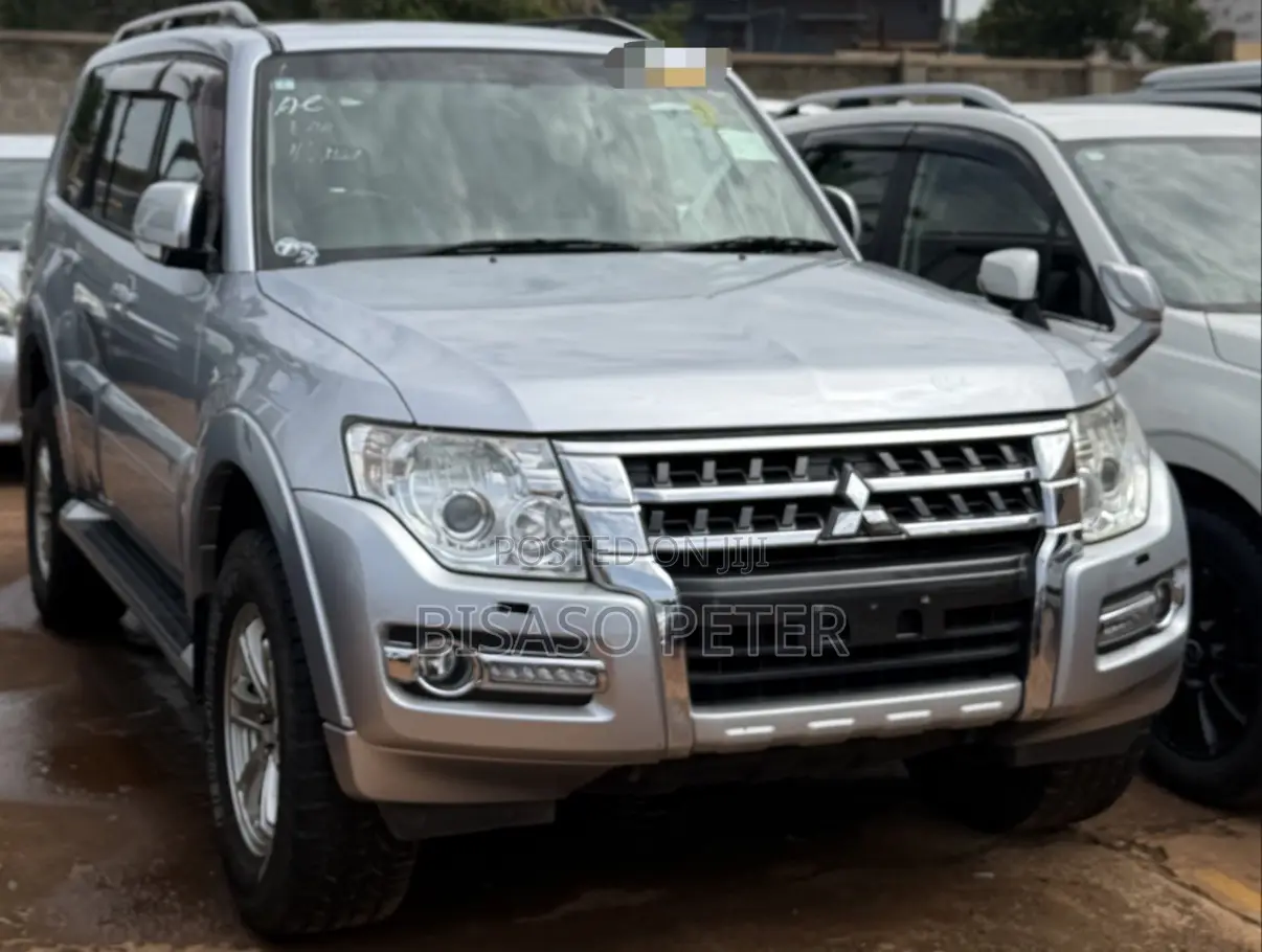 Mitsubishi Pajero V90 3.2 DI-D GLS/GLX 2017 Silver