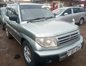 Mitsubishi Pajero IO 2002 Gray