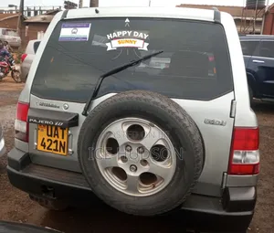 Mitsubishi Pajero IO 2002 Gray