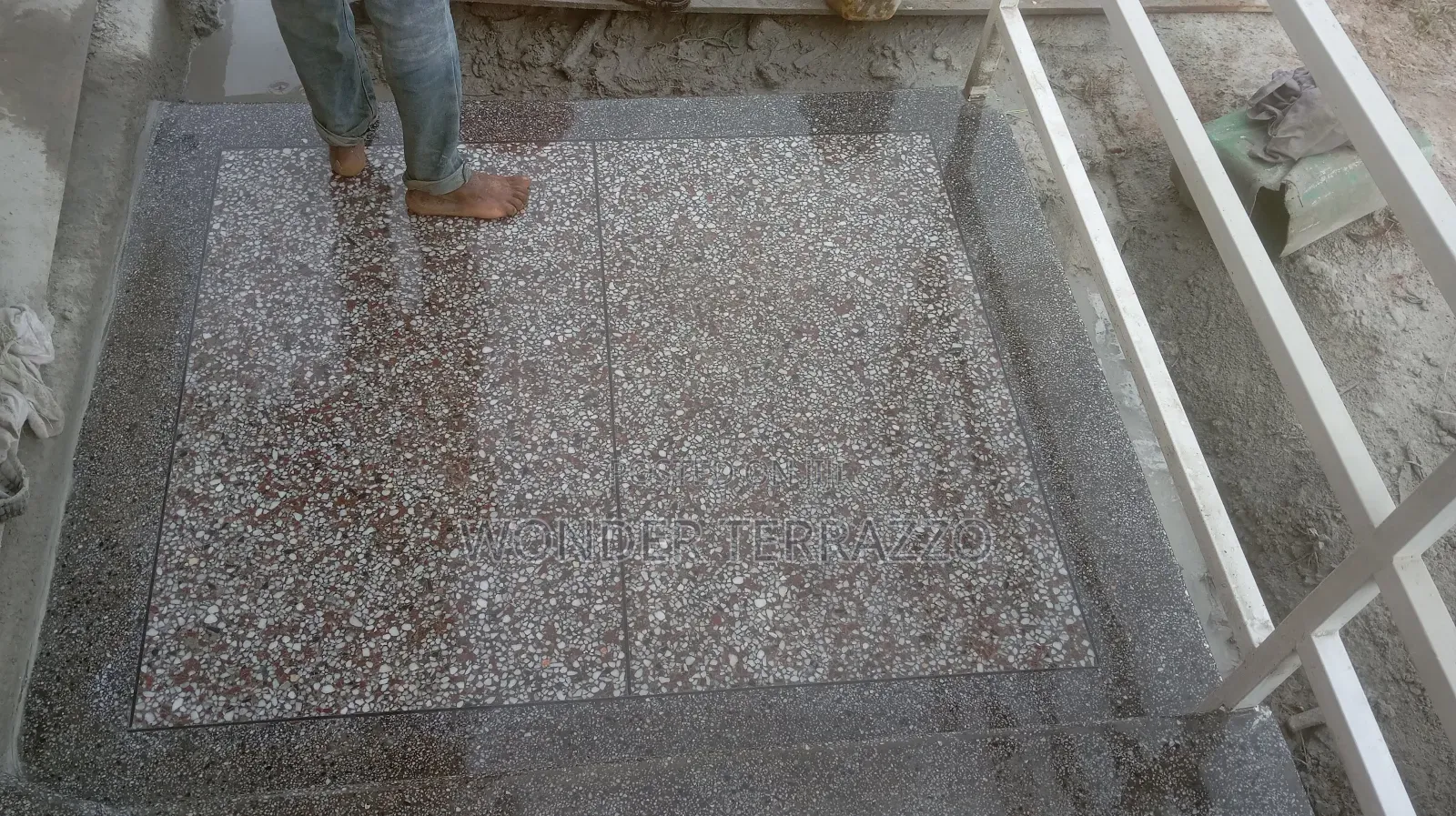 Amazing Terrazzo Landing