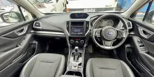 Subaru Forester Premium AWD 2020 White