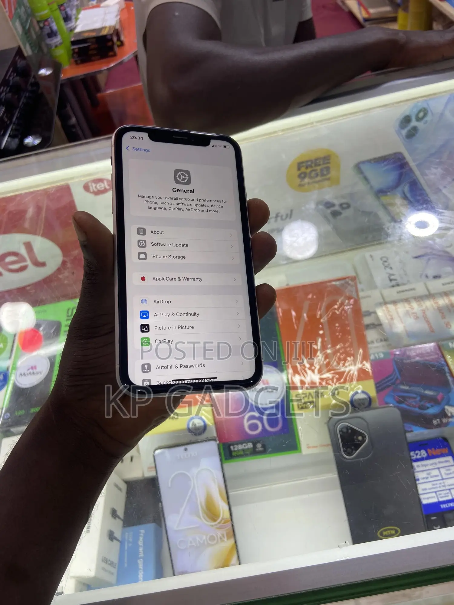 Apple iPhone XR 64 GB White
