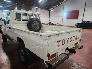 Toyota Land Cruiser Prado 2.8 2025 White