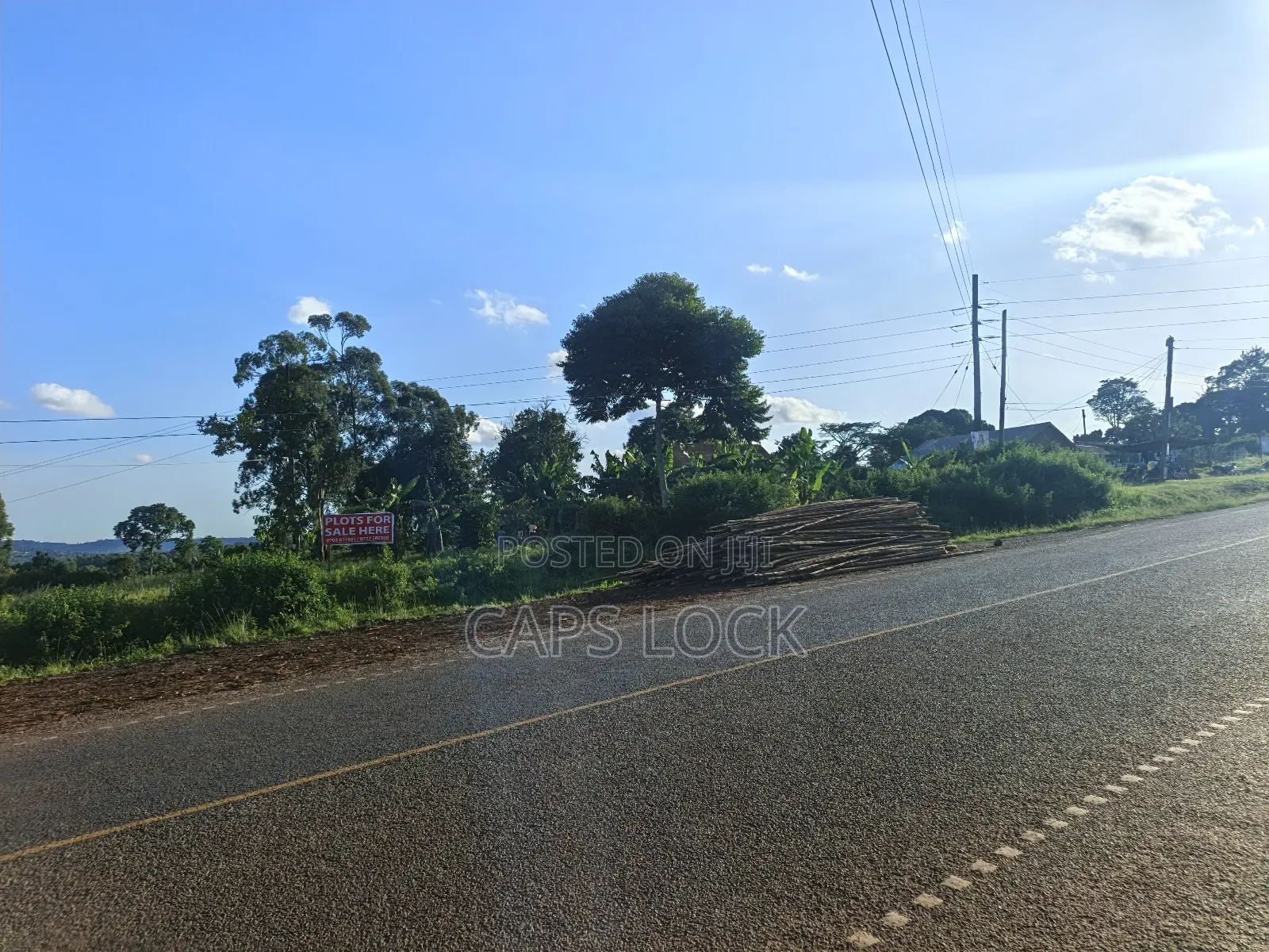 50 By 100 Ft Plot At Mpigi - Gomba Tarmac Road, Mpenja