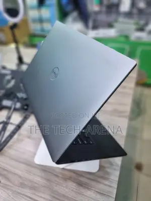 New Laptop Dell Precision 5540 16GB Intel Core i7 SSD 512GB