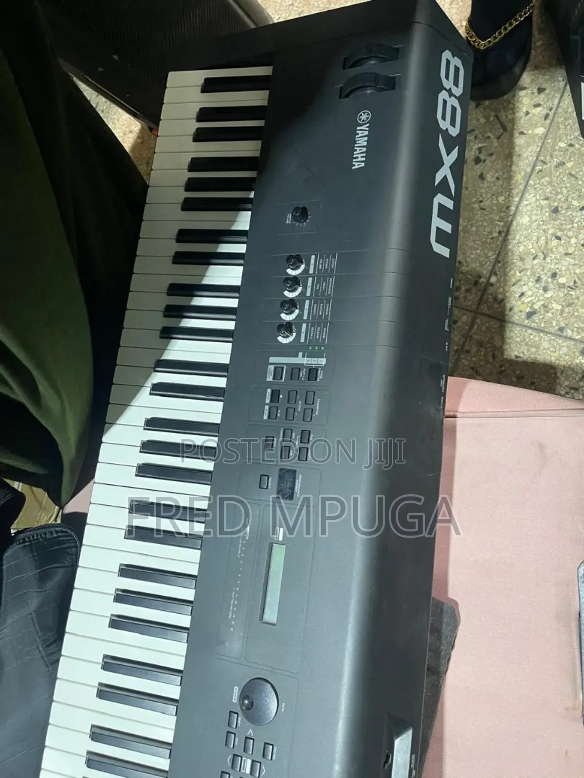 Yamaha Mx88