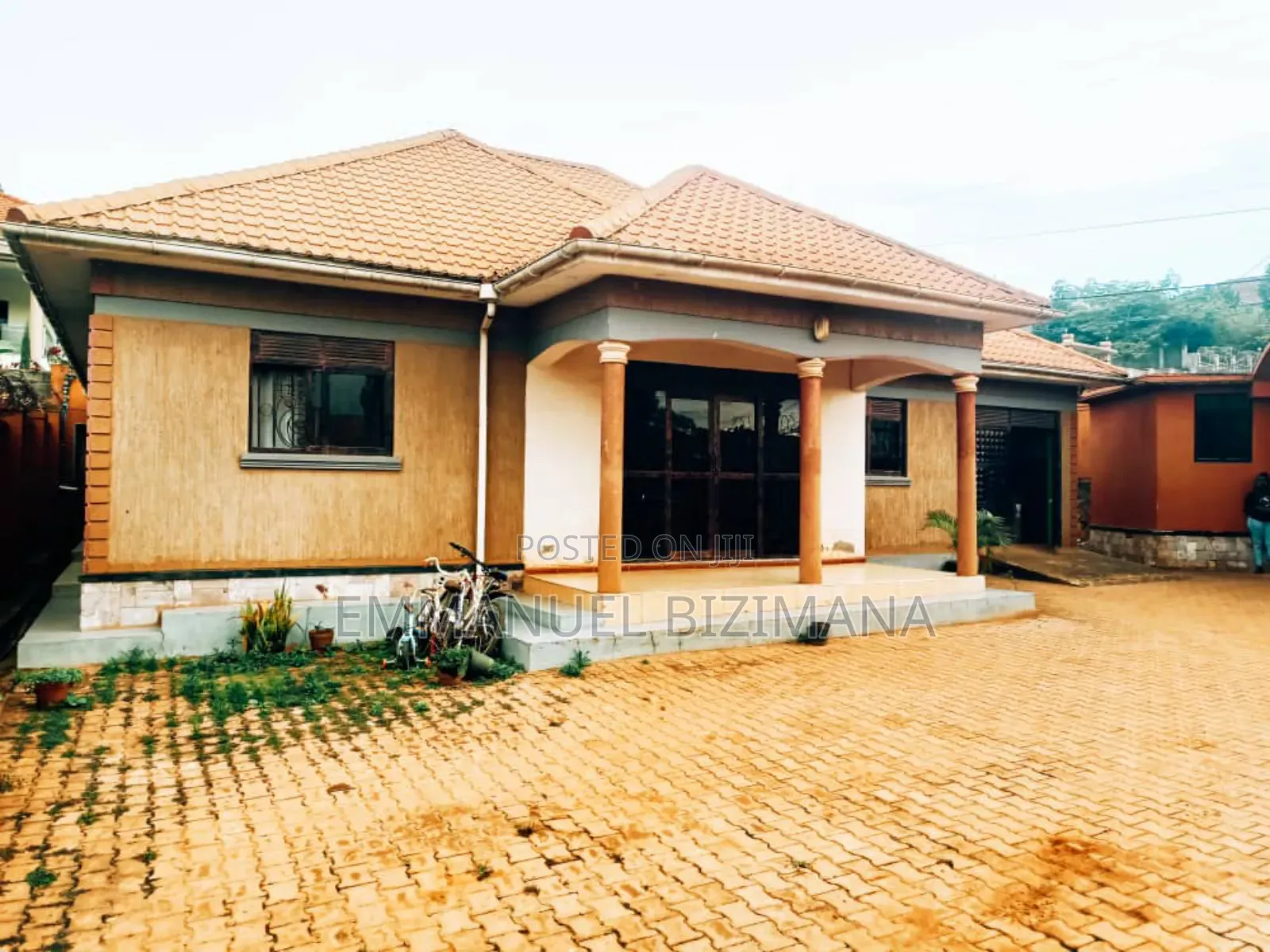 Furnished 4bdrm Bungalow in Kira, Central Division for sale