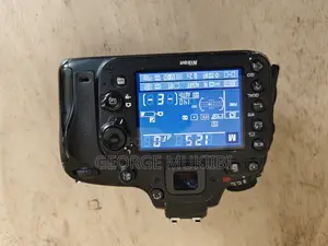 Nikon D610