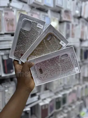 Luxury Rhinestone-Encrusted "Fashion Case