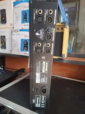 Behringer Crossover