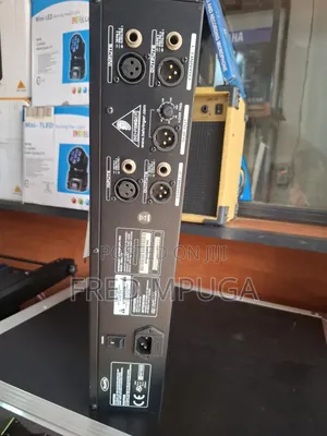 Behringer Crossover