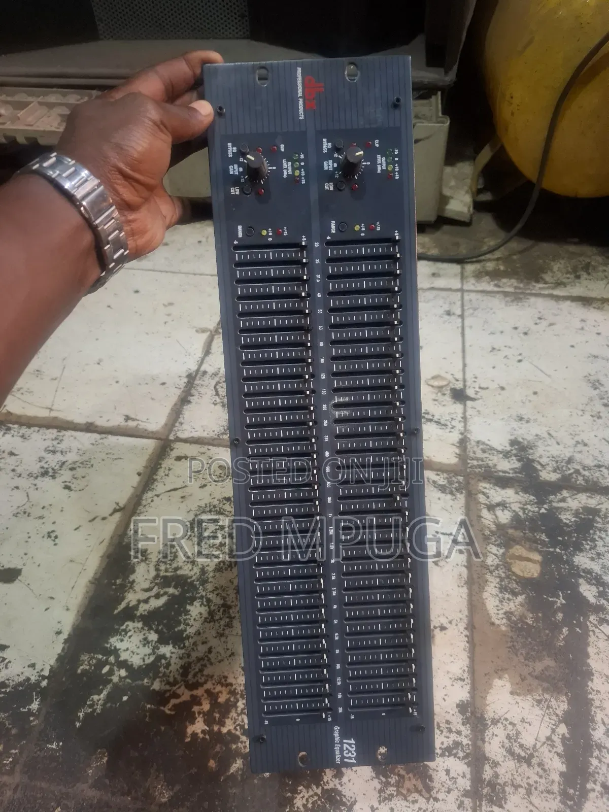 DBX Equaliser