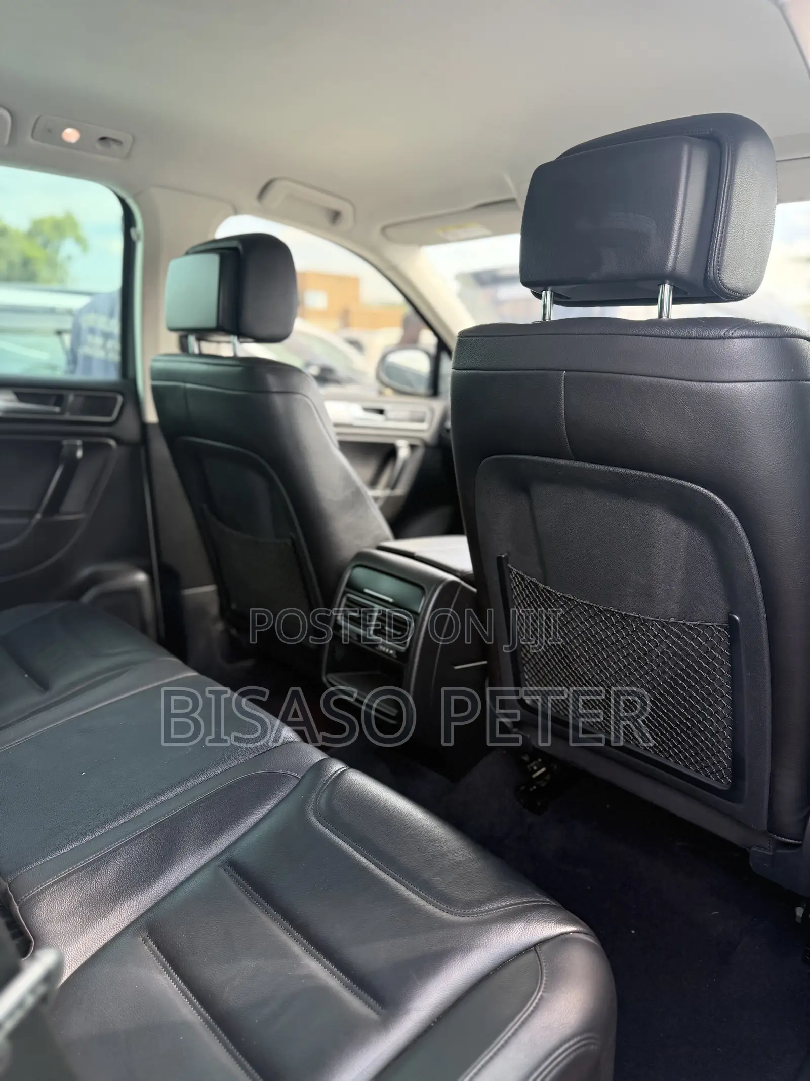 Volkswagen Touareg 2017 White