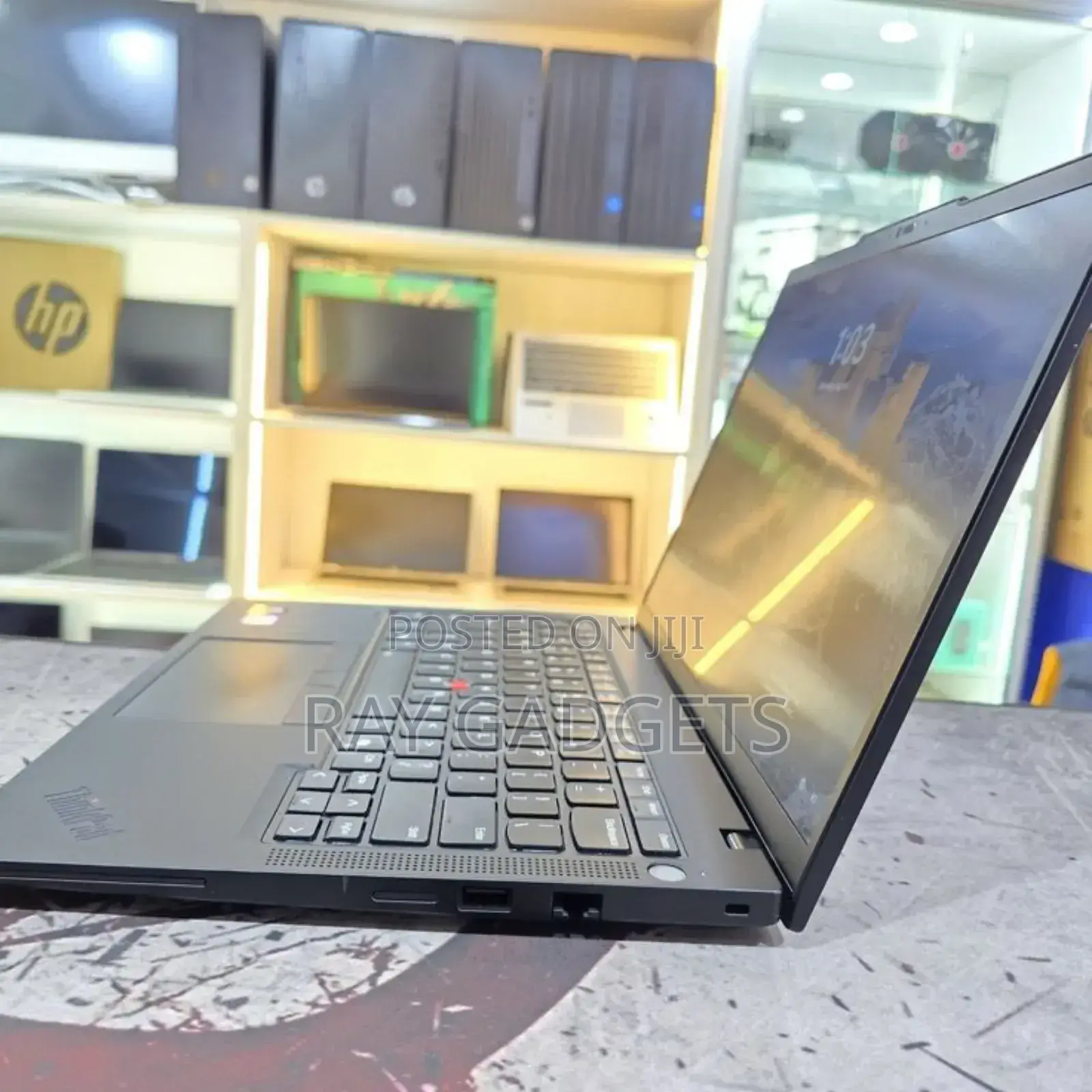 New Laptop Lenovo ThinkPad T14 8GB Intel Core i7 SSD 256GB