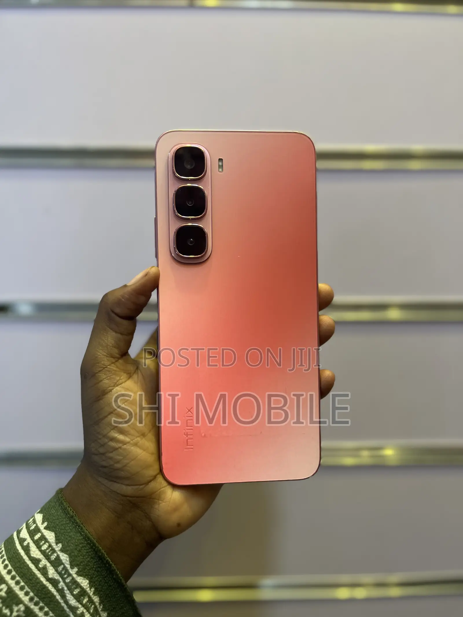 Infinix Hot 60i 128 GB Rose Gold
